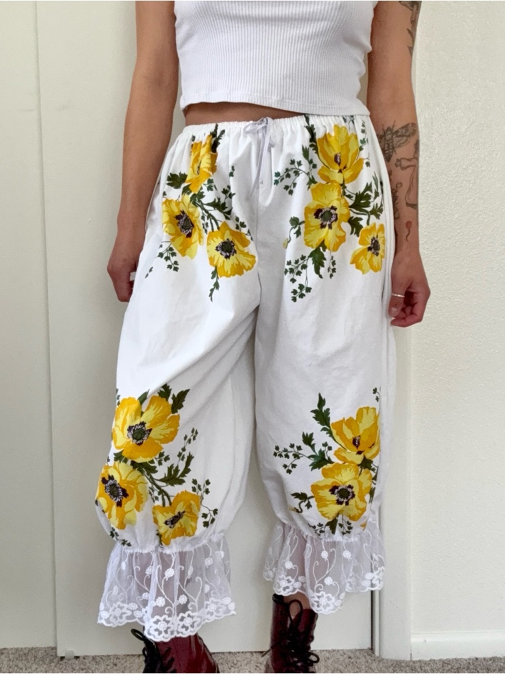 Handmade Floral Lace Bloomers with Elastic Waistband Vintage Upcycle M-XL - Picture 6 of 7